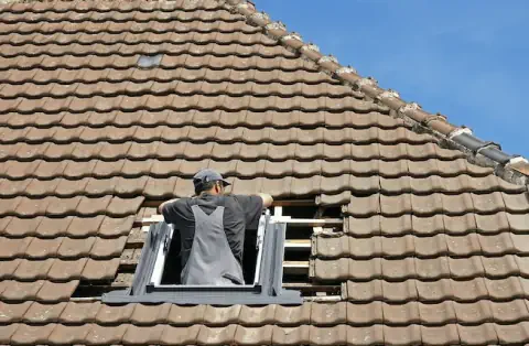 Pose de velux - Montceaux
